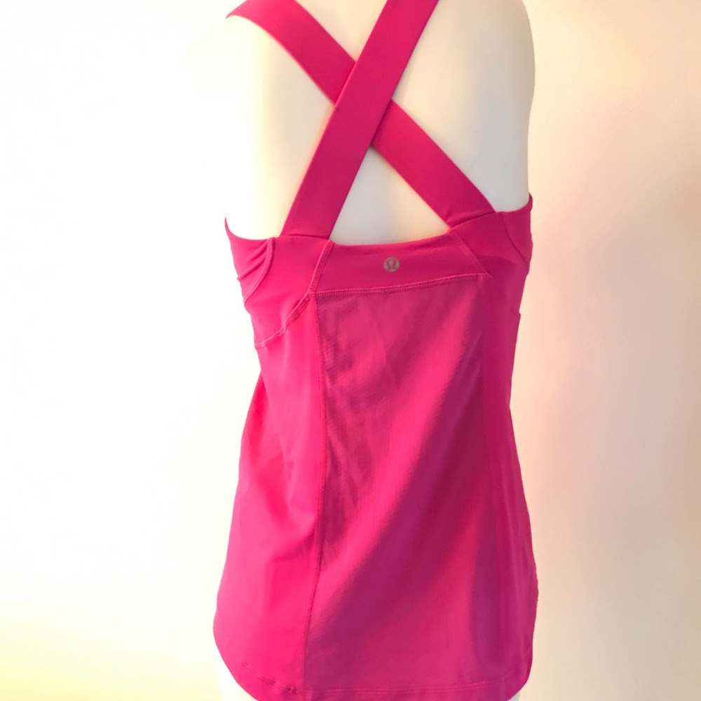 Lululemon adorable hot pink ladies top - Picture 5 of 6